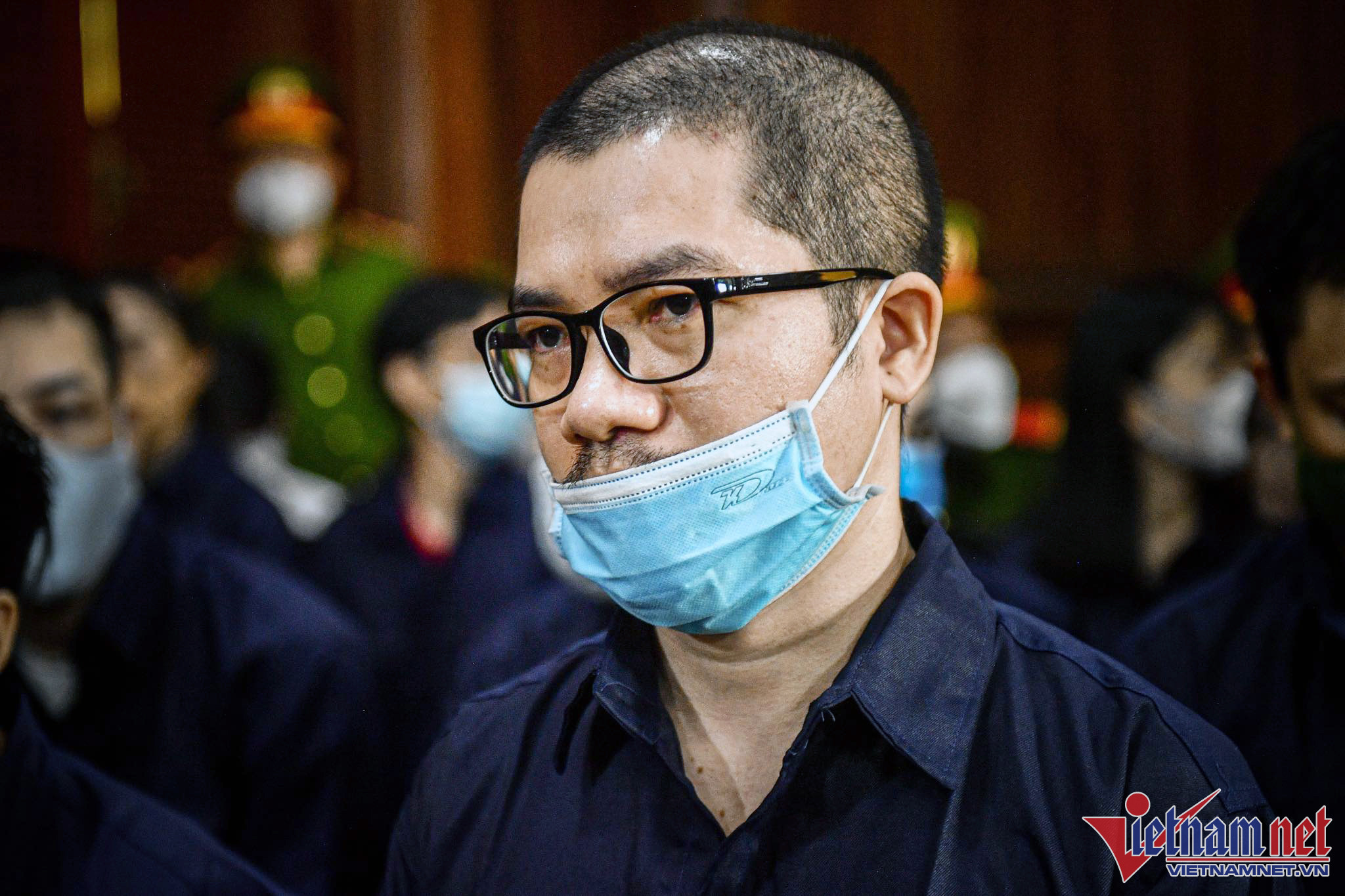 Hình ảnh phiên xét xử Chủ tịch địa ốc Alibaba Nguyễn Thái Luyện và 22 đồng phạm