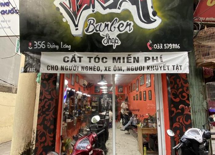 Tiệm cắt tóc miễn phí cho người nghèo tại Hà Nội